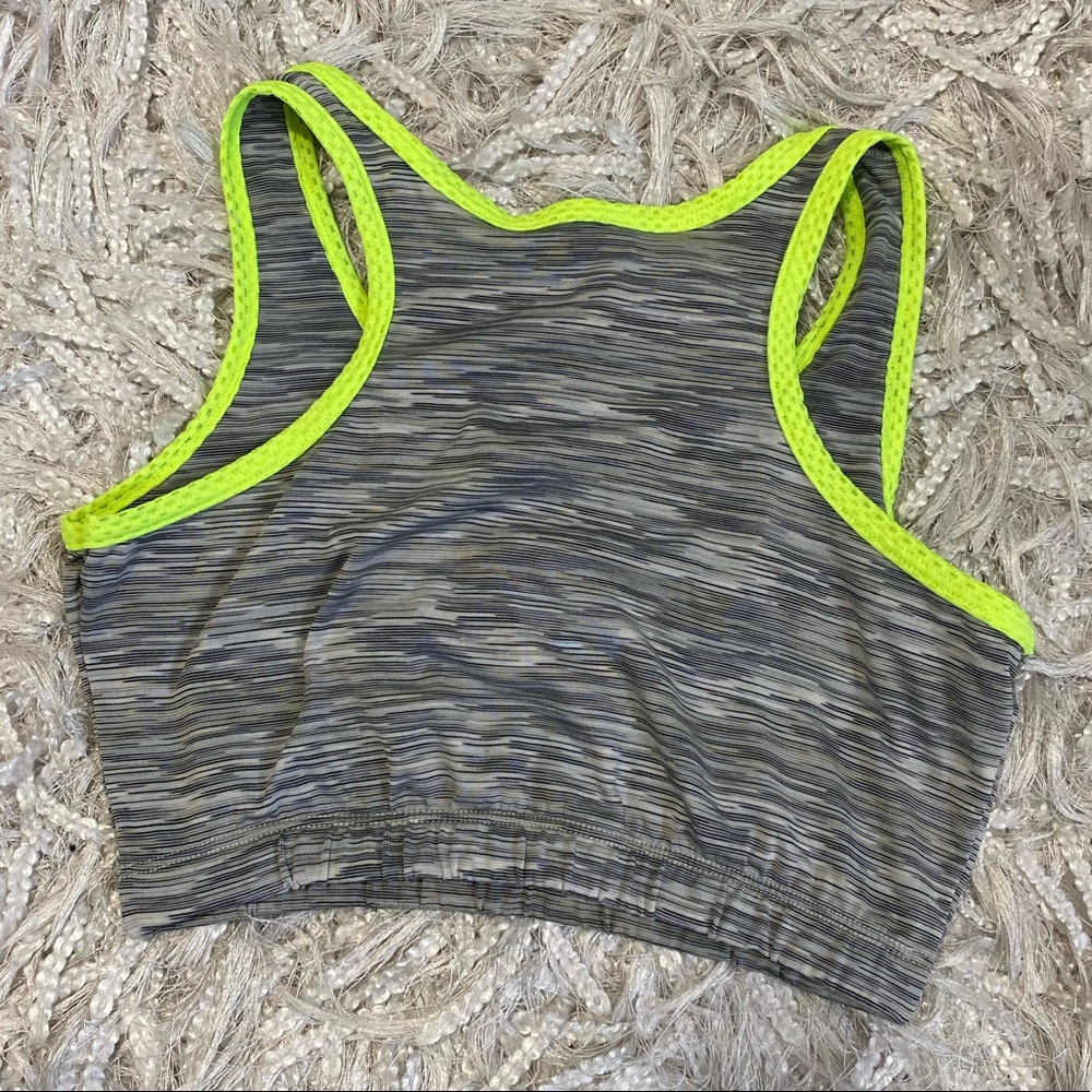 Sports Bra - Picture 4 of 5